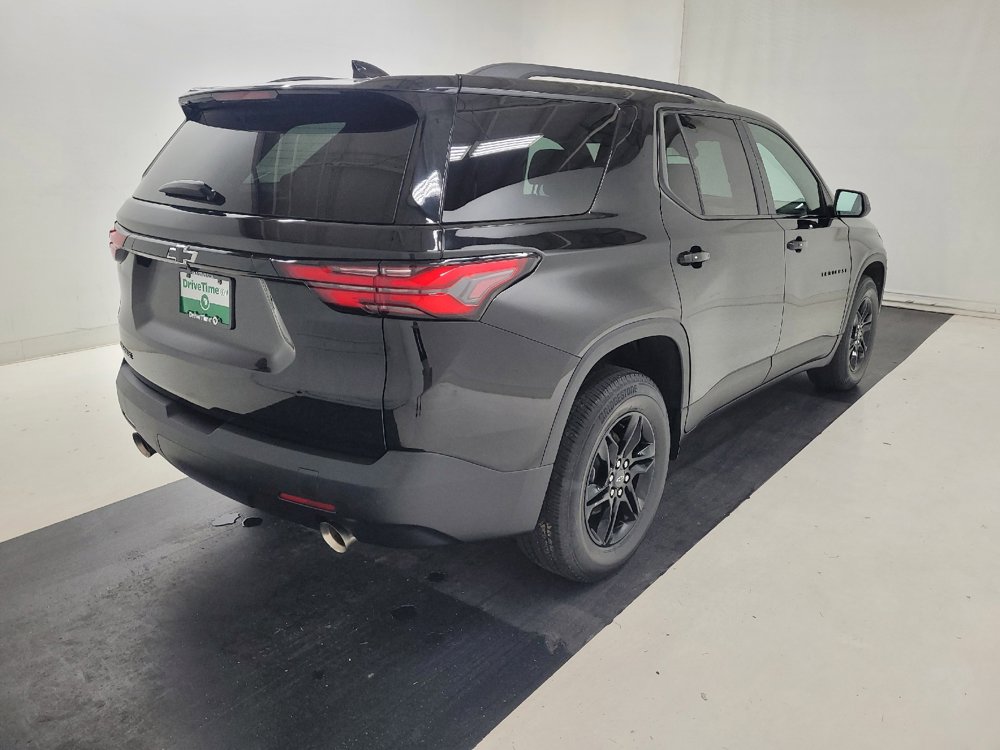 Used 2023 Chevrolet Traverse LS w/ Midnight/Sport Edition FWD image 9