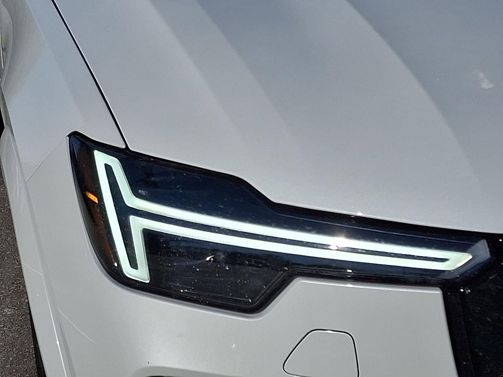 Certified 2025 Volvo XC90 T8 Ultra image 9