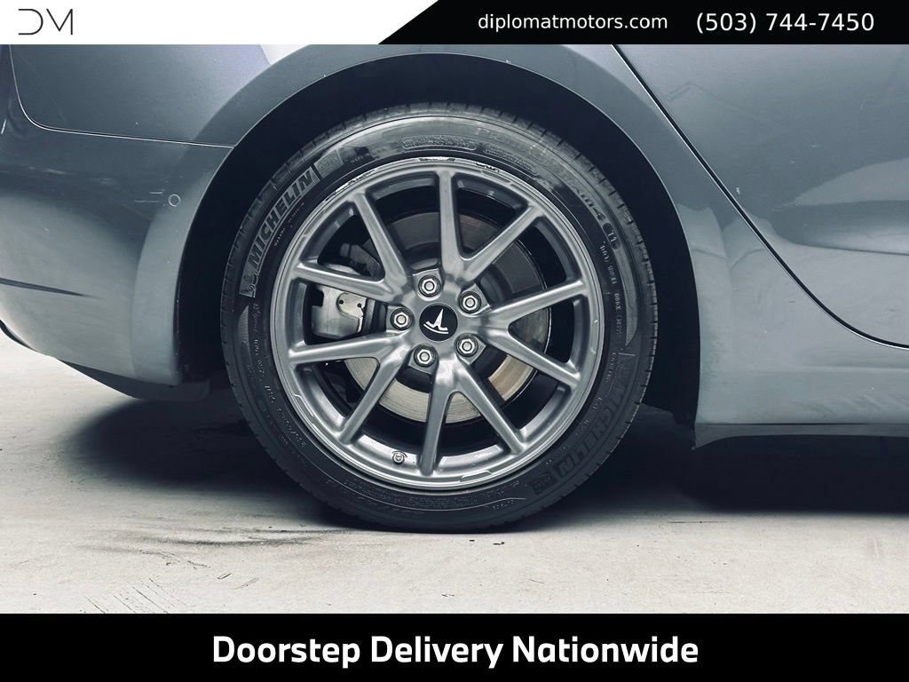 Used 2018 Tesla Model 3 Long Range RWD image 37