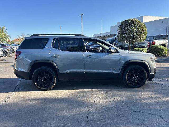 Used 2023 GMC Acadia SLT w/ Elevation Edition FWD image 2