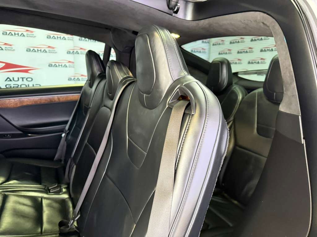 Used 2017 Tesla Model X 100D image 43