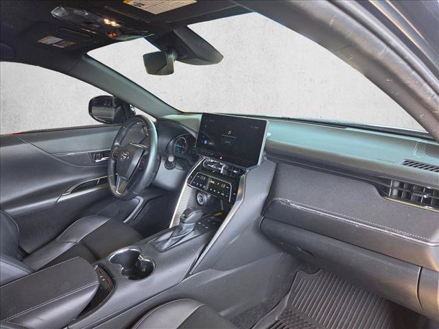 Used 2024 Toyota Venza XLE AWD/4WD image 19