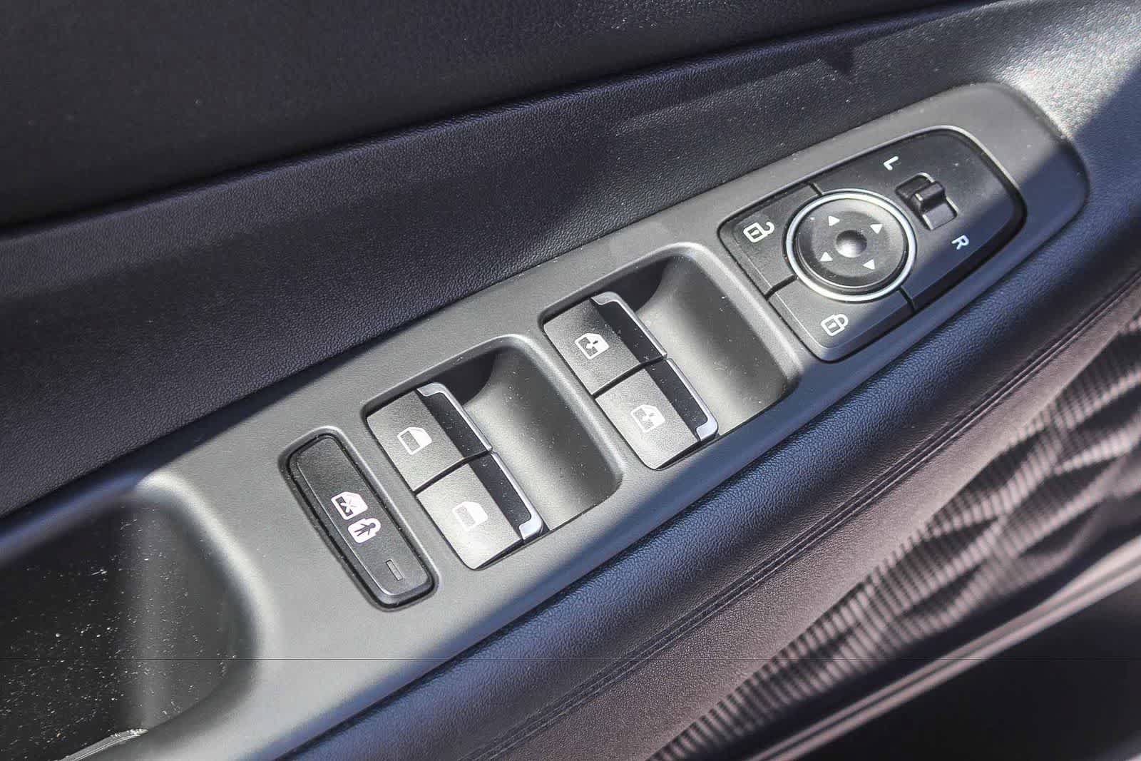 Certified 2022 Hyundai Santa Fe SEL Convenience AWD/4WD image 26