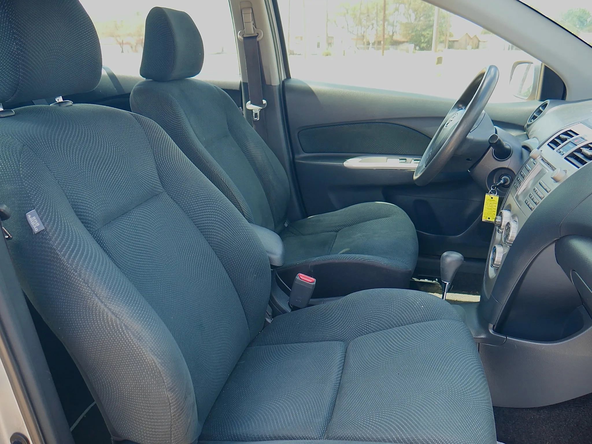 Used 2010 Toyota Yaris Sedan FWD image 18