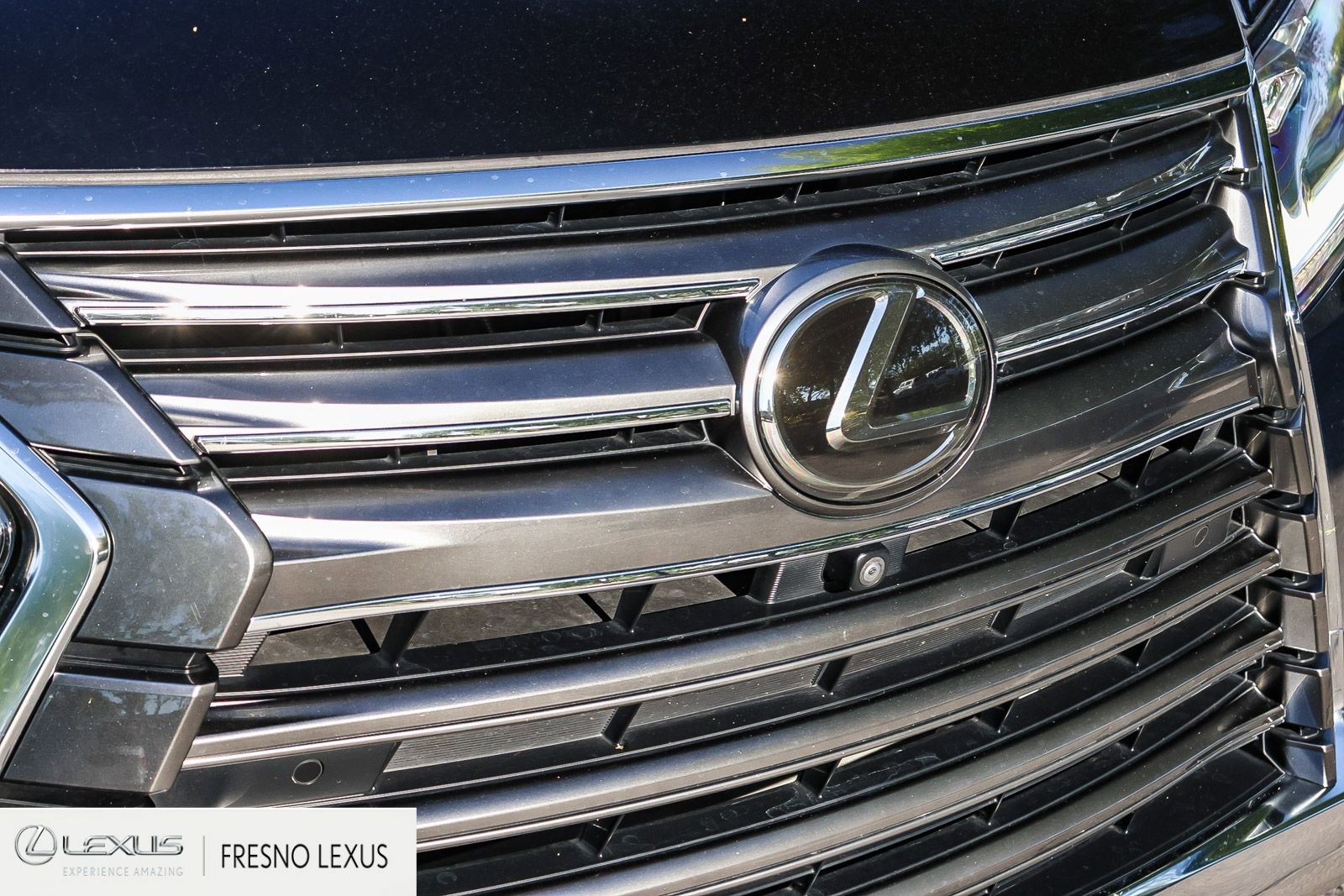 Used 2019 Lexus LX 570 4WD w/ Luxury Package image 12