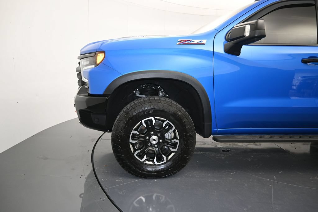 Used 2026 Chevrolet Silverado 1500 ZR2 AWD/4WD image 9