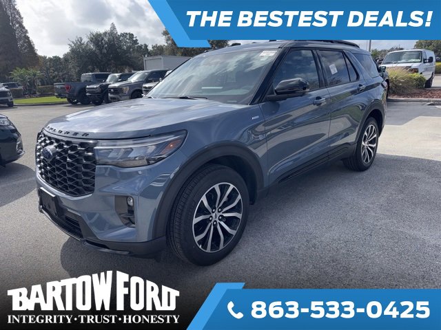 Used 2026 Ford Explorer ST-Line image 1