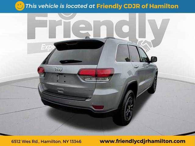 Used 2020 Jeep Grand Cherokee Laredo image 5