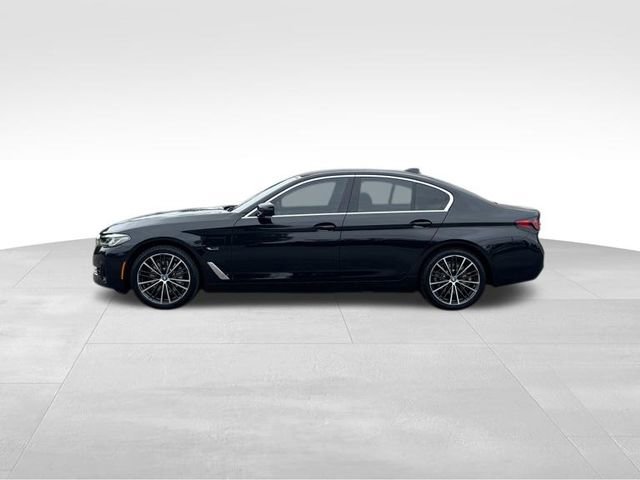 Certified 2023 BMW 530e xDrive w/ Premium Package AWD/4WD video 2