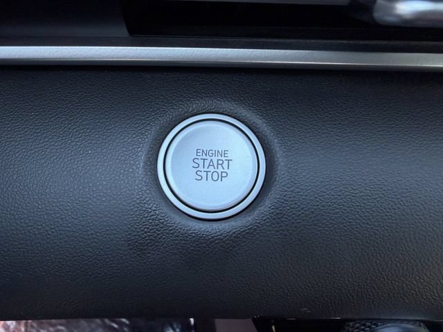 Used 2022 Hyundai Elantra SEL FWD image 21