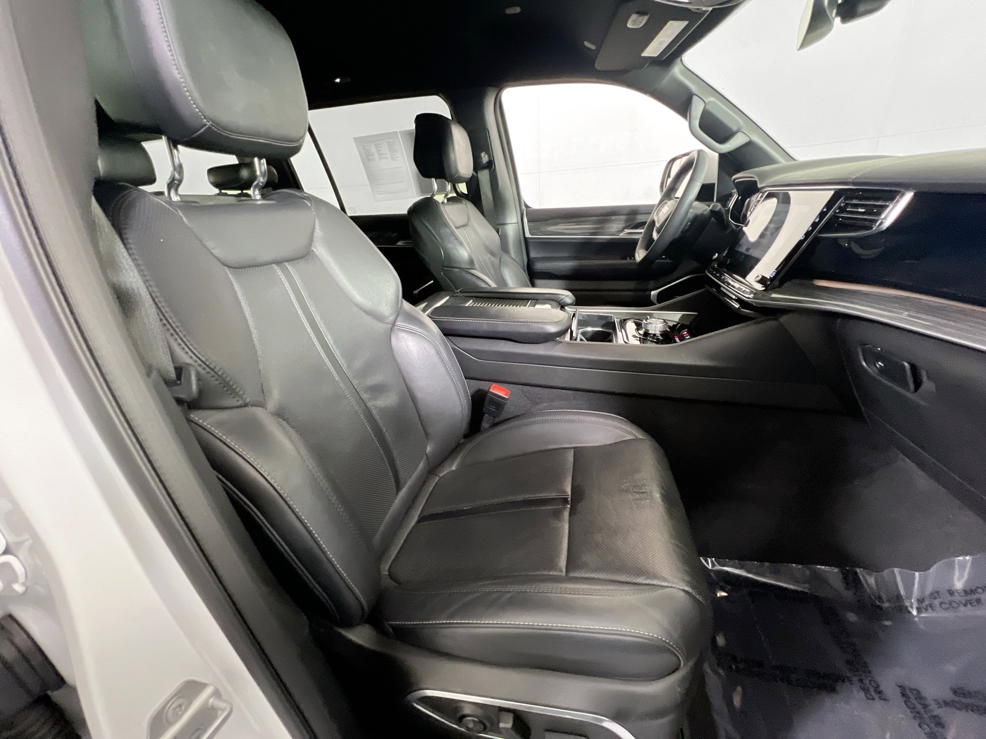 Used 2022 Jeep Wagoneer Series II image 30