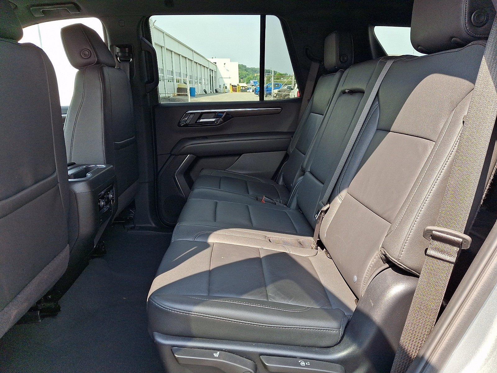 Certified 2025 Chevrolet Tahoe LT AWD/4WD image 10