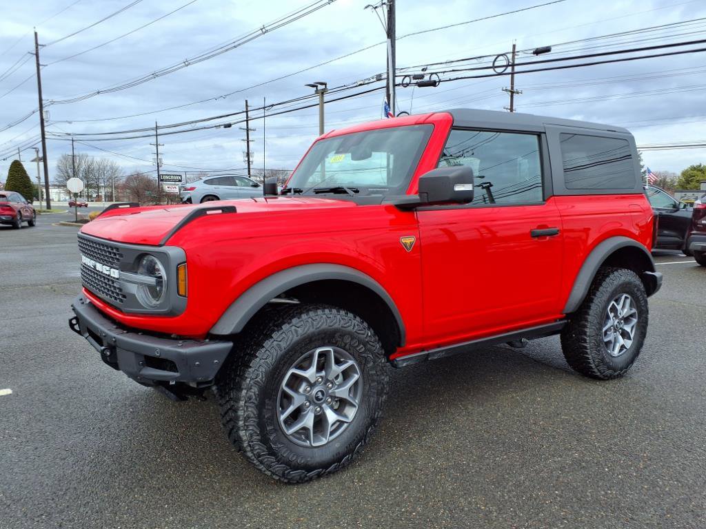 Certified 2024 Ford Bronco Badlands image 3