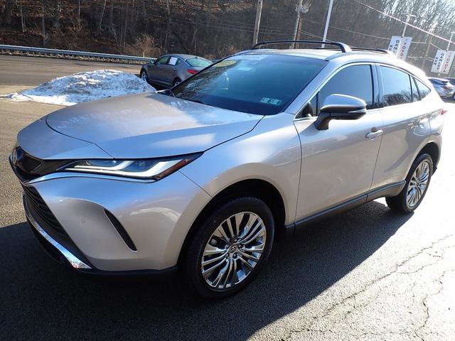 Certified 2023 Toyota Venza XLE image 10