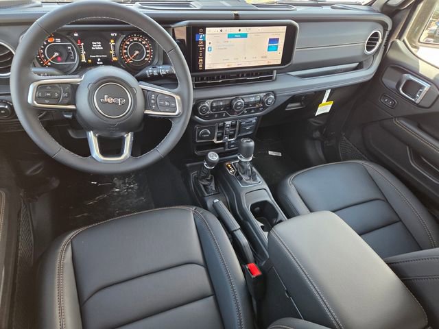 New 2026 Jeep Wrangler Unlimited Sahara AWD/4WD image 11