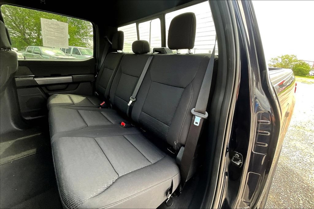 Used 2025 Ford F150 XLT w/ Equipment Group 302A MID AWD/4WD image 9