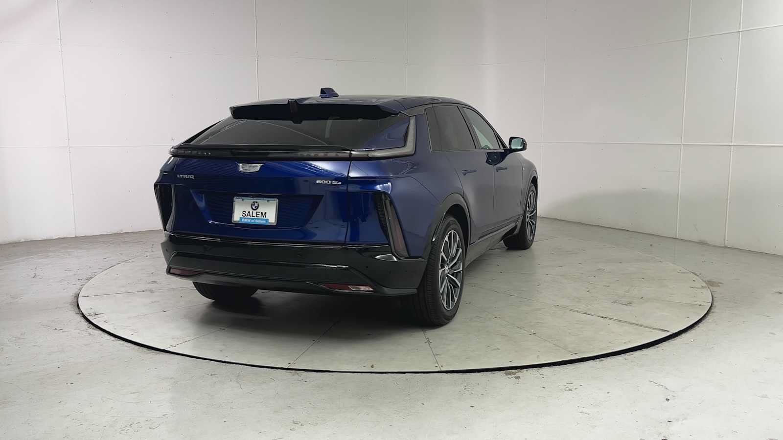 Used 2024 Cadillac Lyriq Sport AWD/4WD image 2