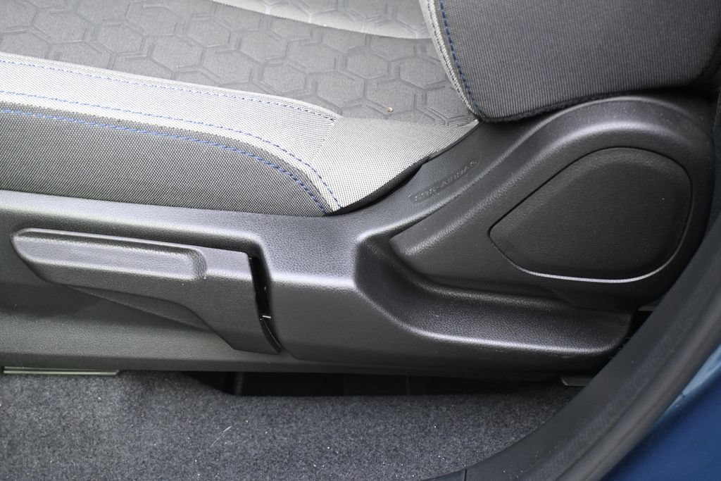 Used 2025 Subaru Forester AWD/4WD image 14