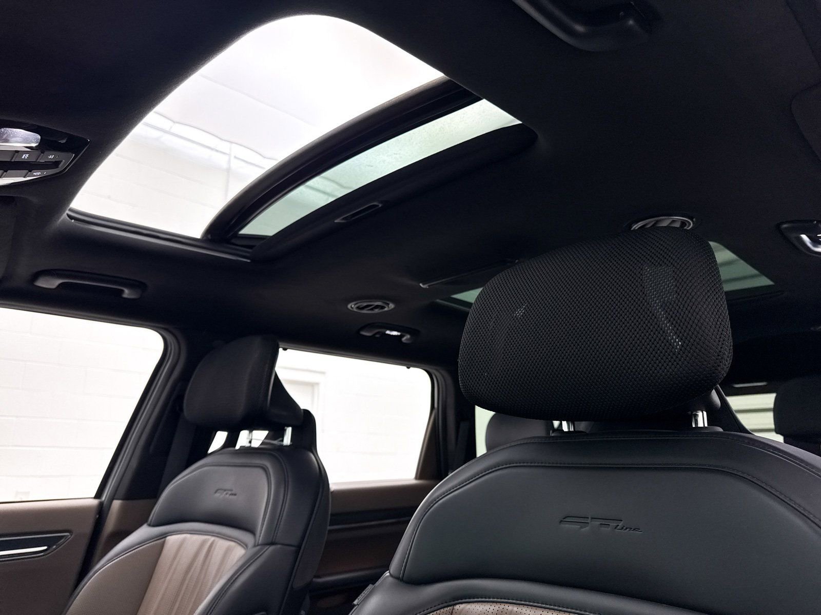 Used 2024 Kia EV9 GT-Line image 3