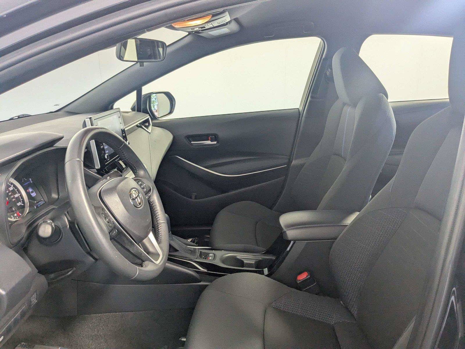 Used 2021 Toyota Corolla SE FWD image 9