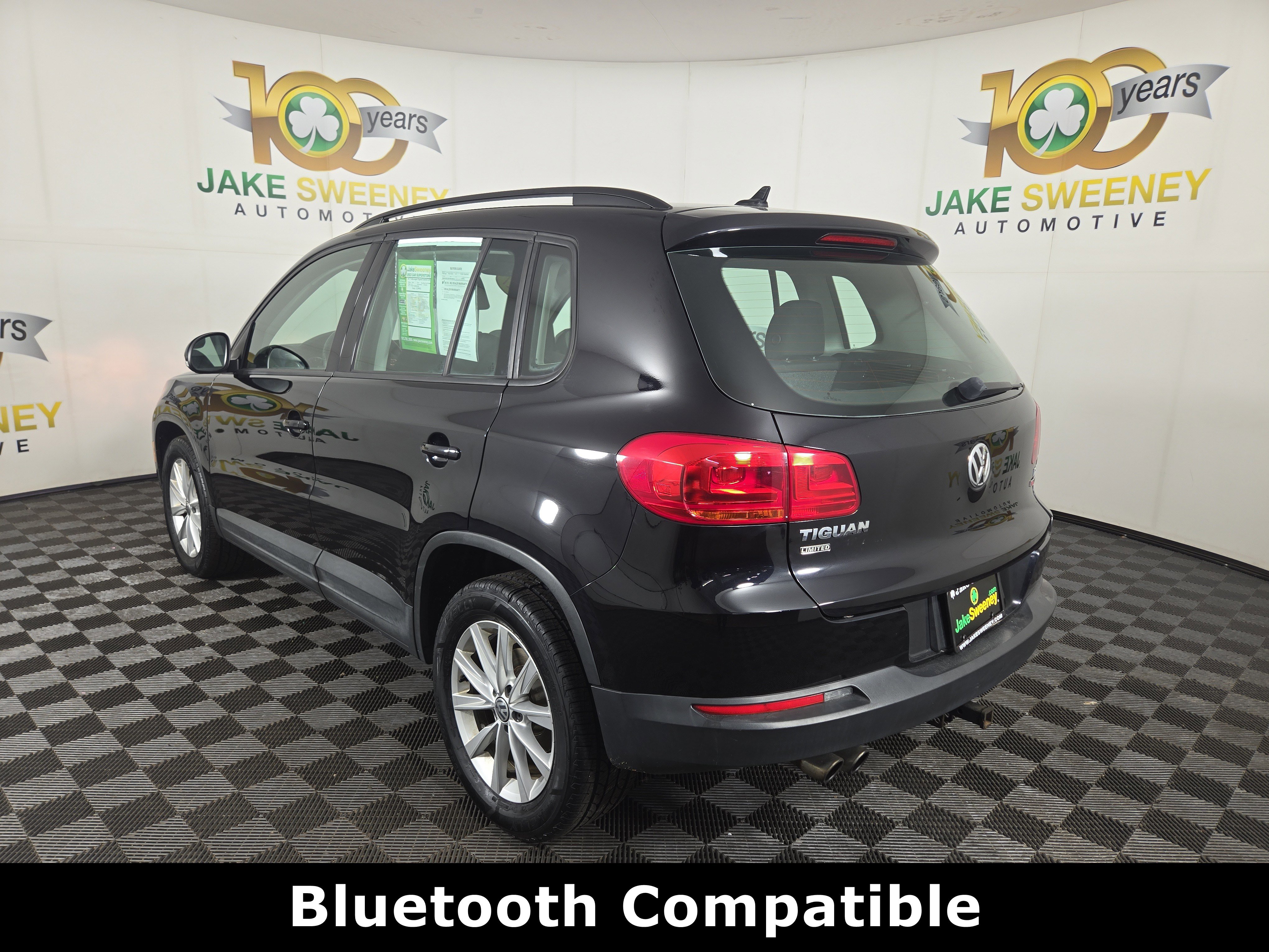 Used 2017 Volkswagen Tiguan Limited w/ Premium Package image 6