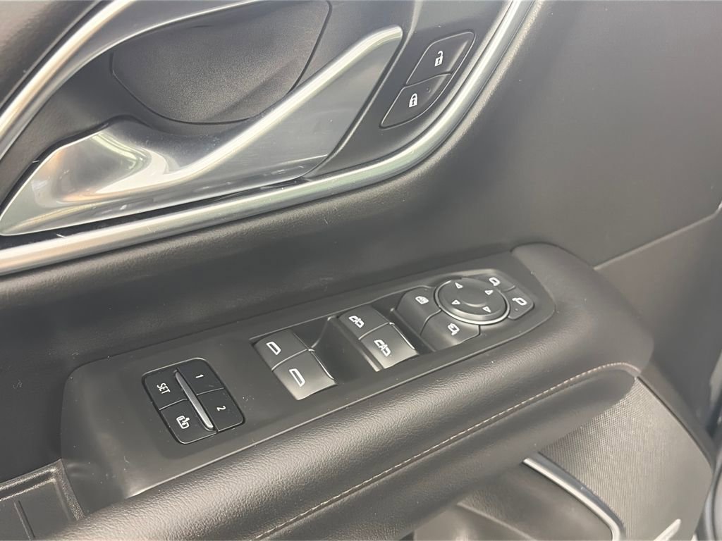 Used 2021 Chevrolet Suburban High Country AWD/4WD image 26