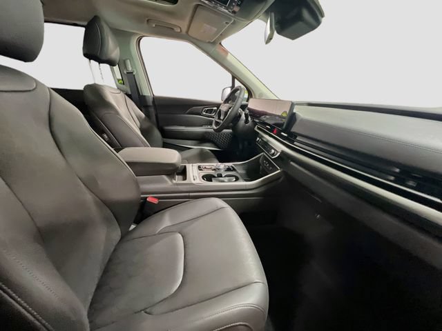 New 2027 Kia Carnival SX w/ Dark Edition Package FWD image 31