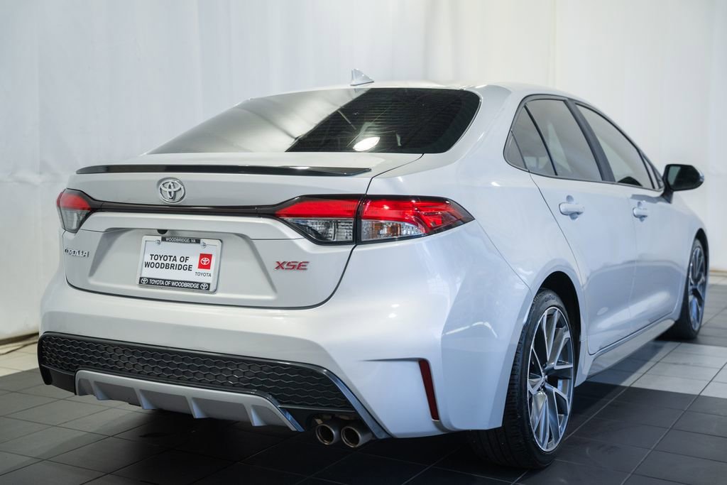 Used 2021 Toyota Corolla XSE FWD image 4