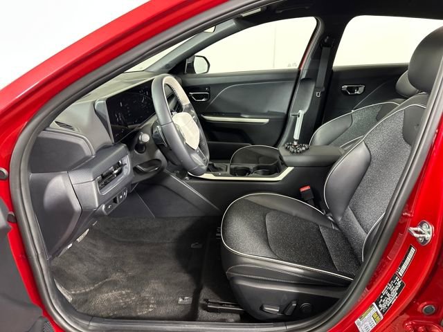 Used 2025 Kia K4 GT-Line image 11