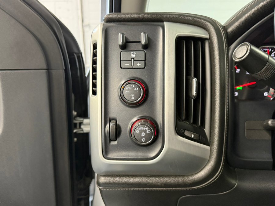 Used 2016 GMC Sierra 1500 SLE w/ SLE Value Package AWD/4WD image 30