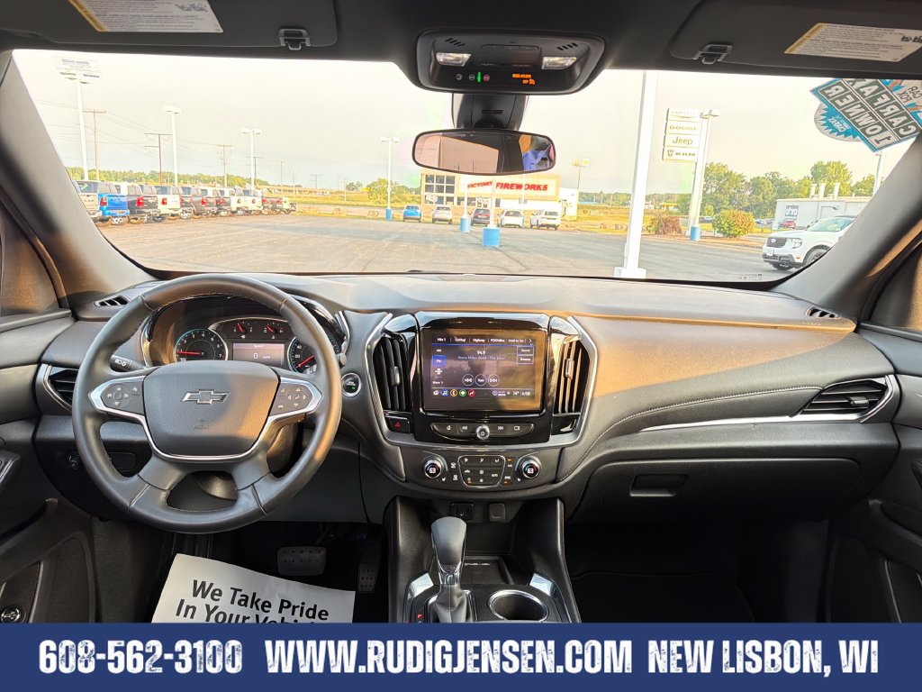 Used 2023 Chevrolet Traverse LT w/ Midnight/Sport Edition AWD/4WD image 12