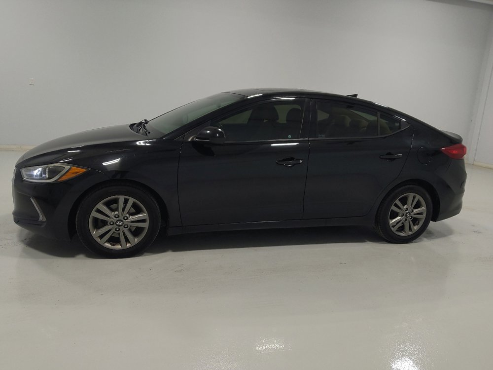 Used 2017 Hyundai Elantra Value Edition image 2