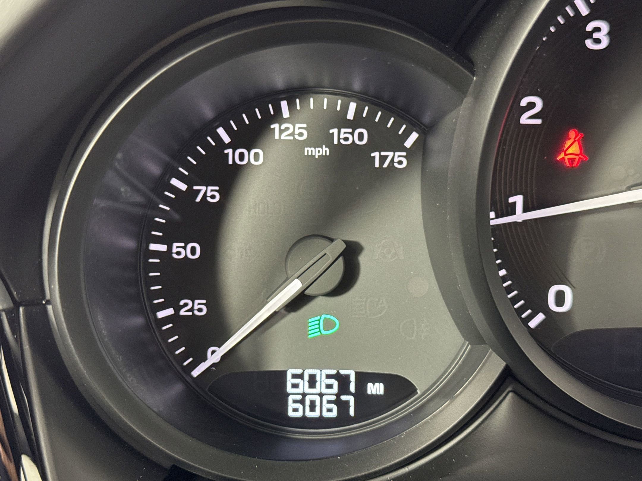 Certified 2025 Porsche Macan image 20