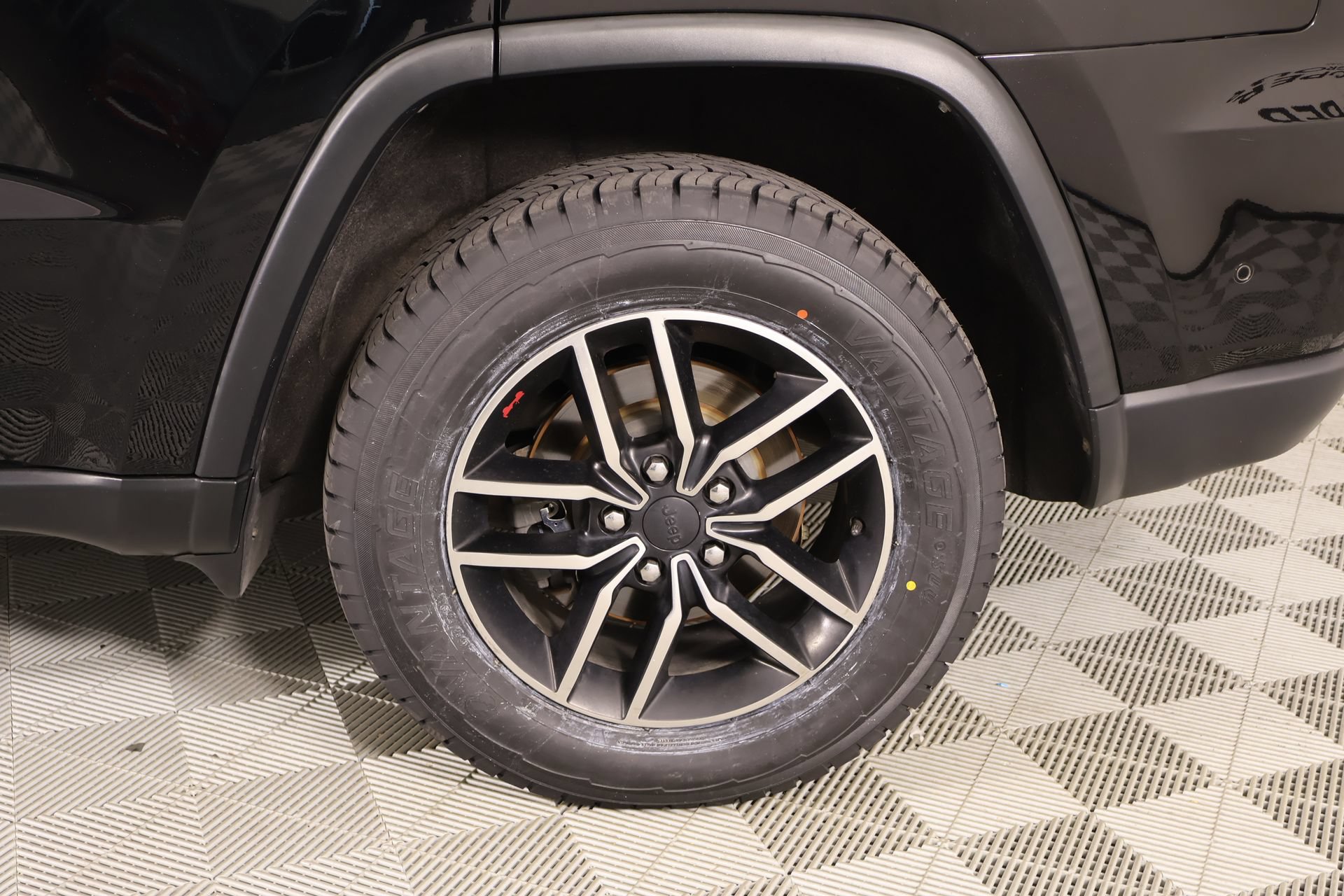 Used 2019 Jeep Grand Cherokee Trailhawk w/ Trailhawk Luxury Group AWD/4WD image 20