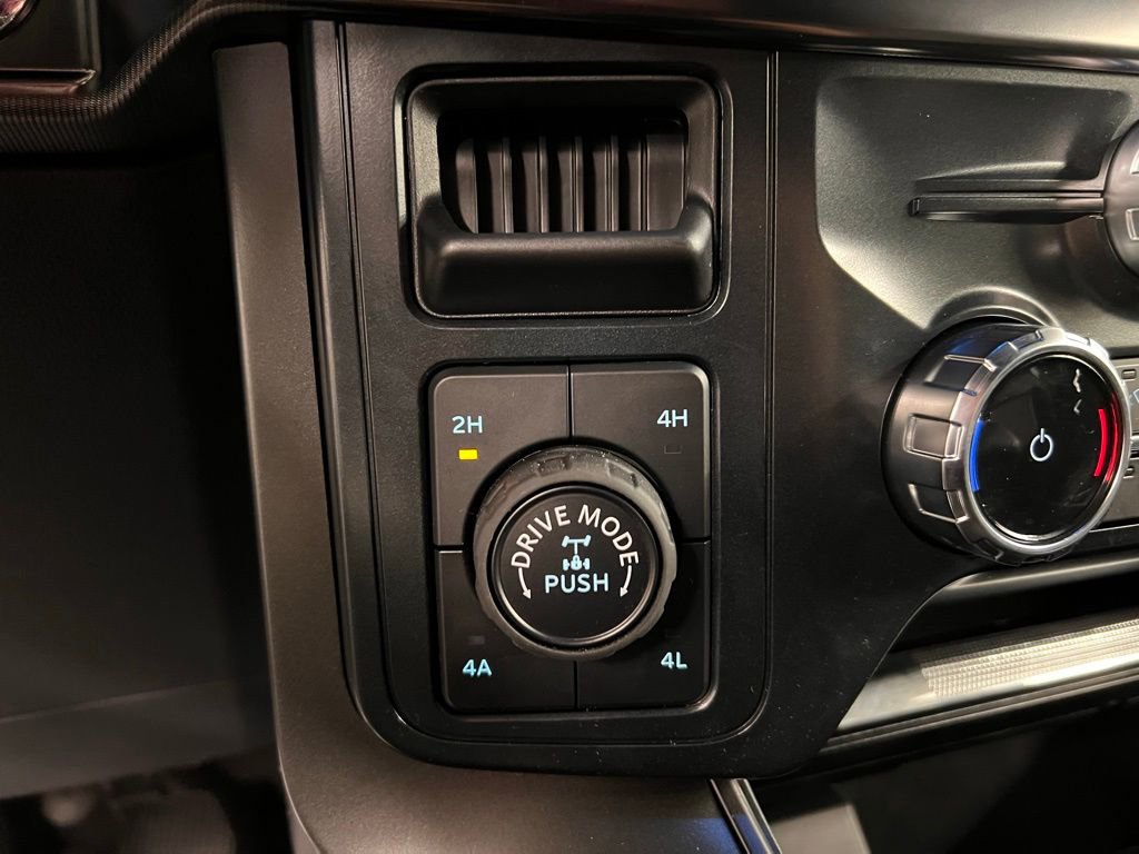 New 2026 Ford F150 Lariat w/ Equipment Group 501A Mid AWD/4WD image 18