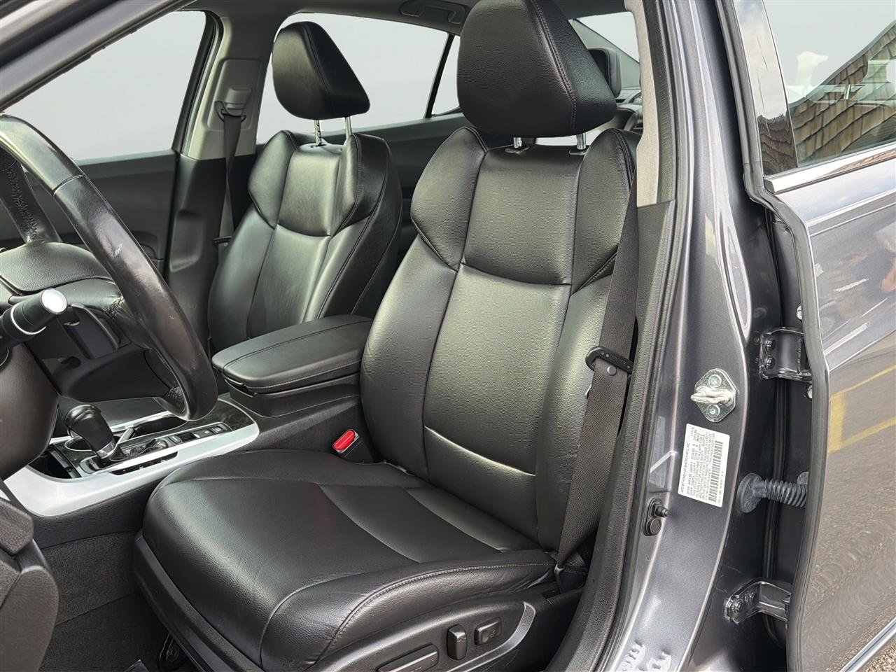 Used 2020 Acura TLX FWD image 13