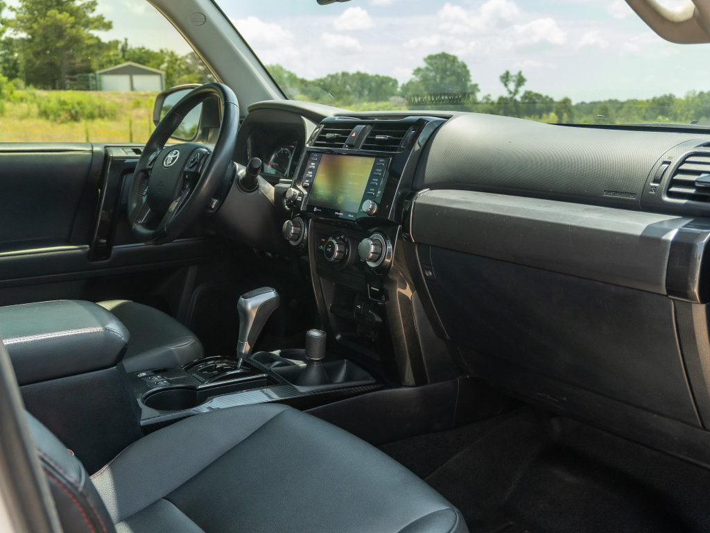 Used 2020 Toyota 4Runner TRD Off-Road Premium w/ Moonroof Package AWD/4WD image 20