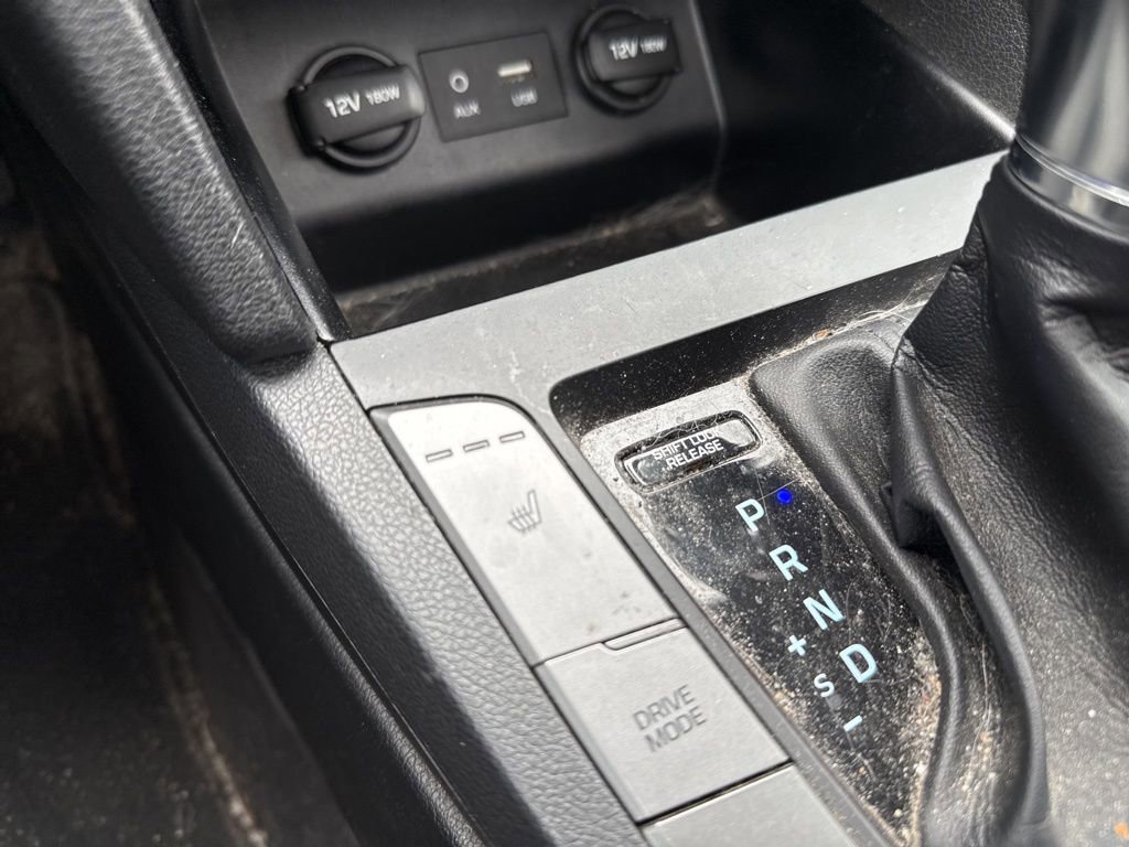 Used 2020 Hyundai Elantra Value Edition w/ Cargo Package (C1) FWD image 15