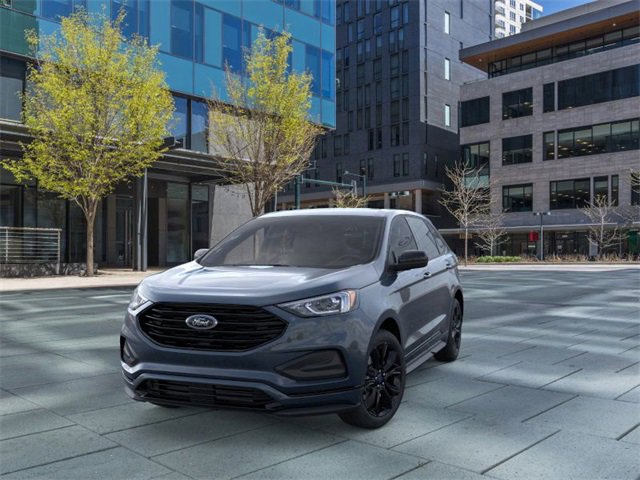 New 2024 Ford Edge SE w/ Black Appearance Package image 2