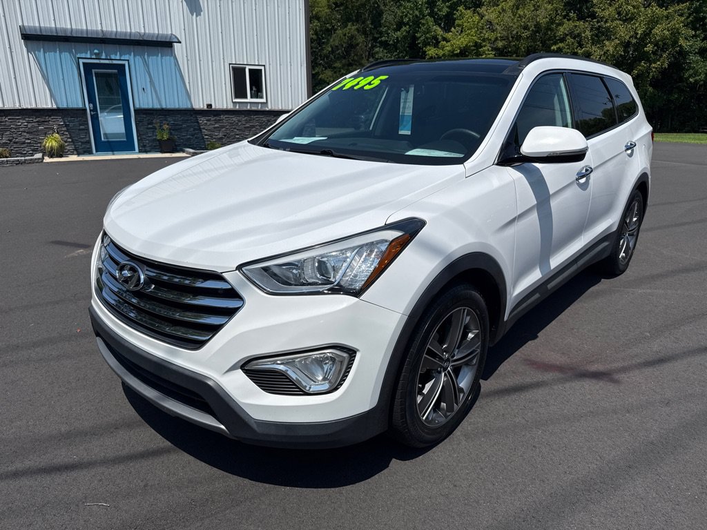 Used 2013 Hyundai Santa Fe Limited w/ Technology Pkg FWD image 4