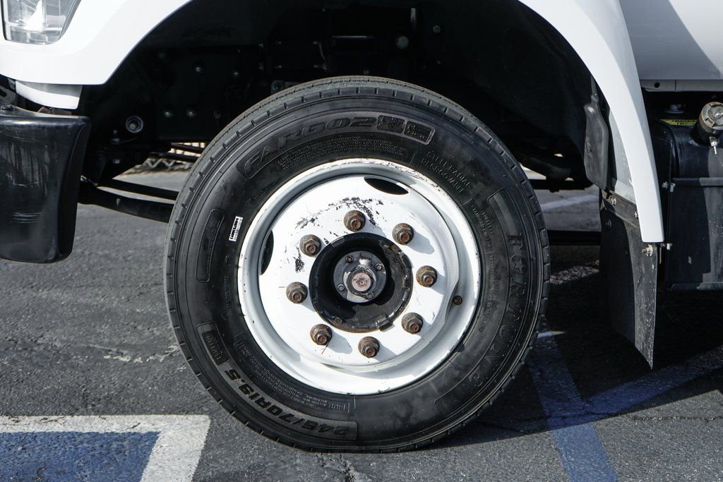 Used 2017 Ford F650 2WD Regular Cab Super Duty image 32