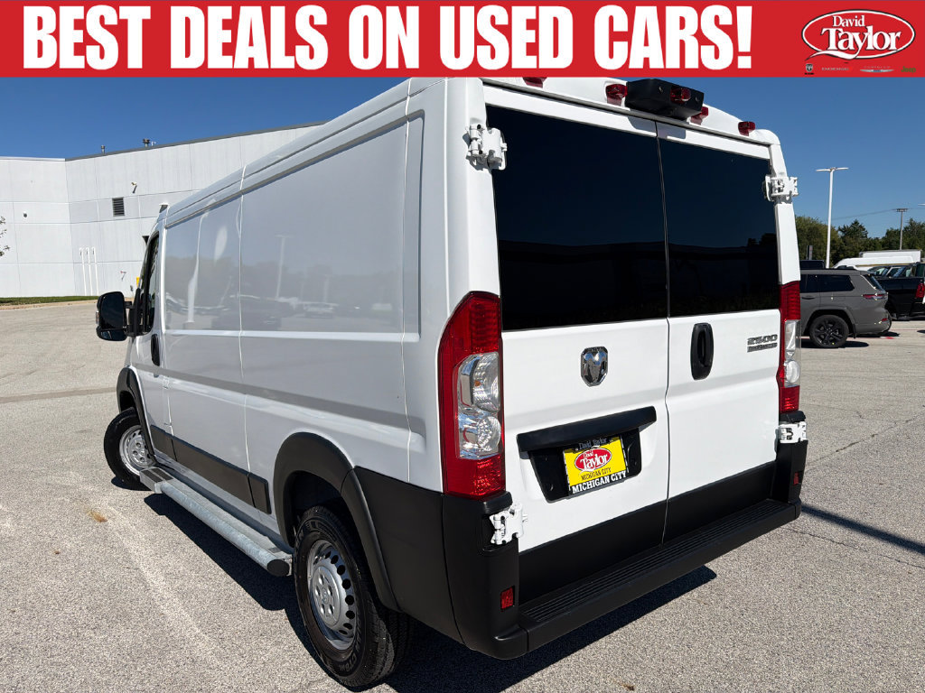 Used 2025 RAM ProMaster 2500 w/ U-Haul Equipment Group FWD image 6