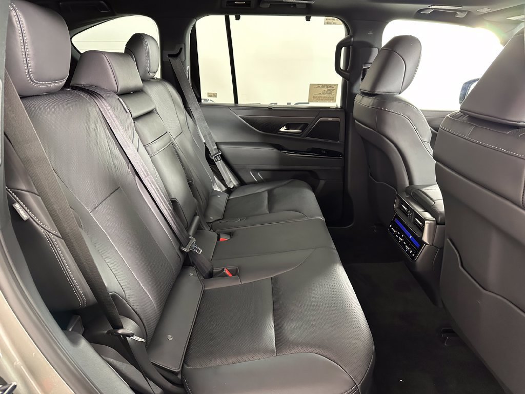 New 2026 Lexus LX 600 4WD w/ Appearance Package image 19