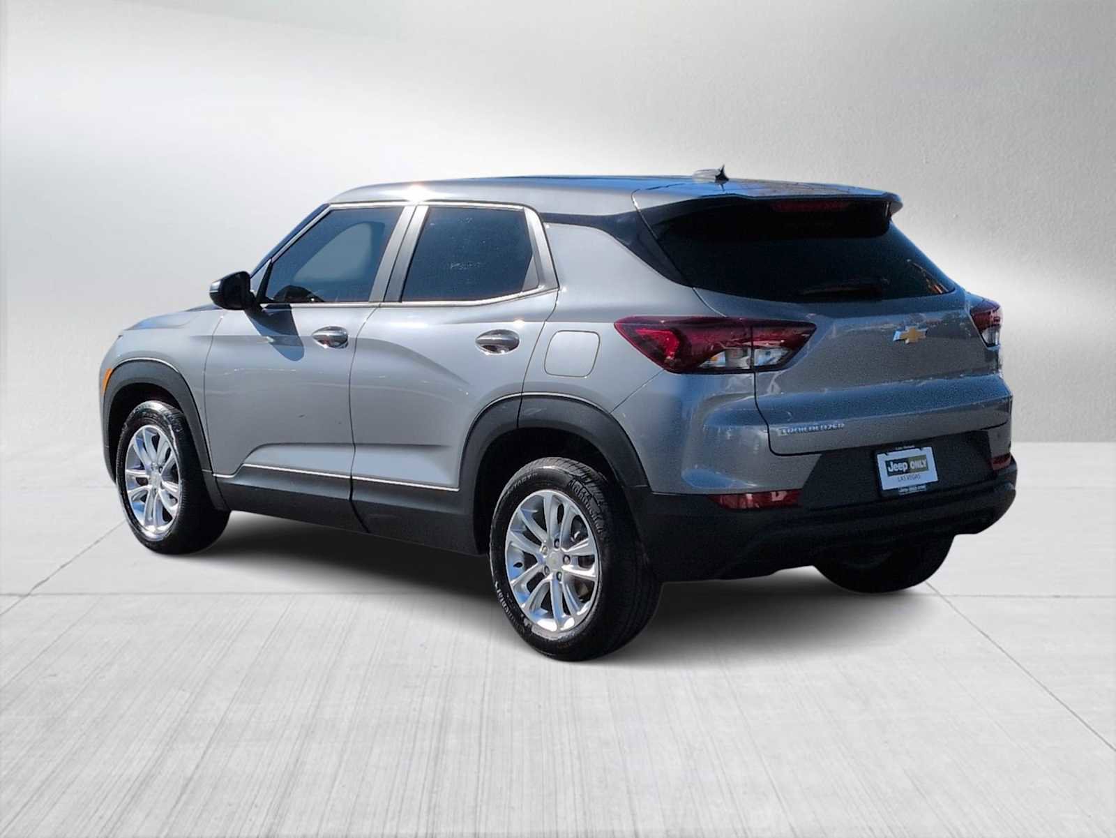 Used 2025 Chevrolet TrailBlazer LS image 6