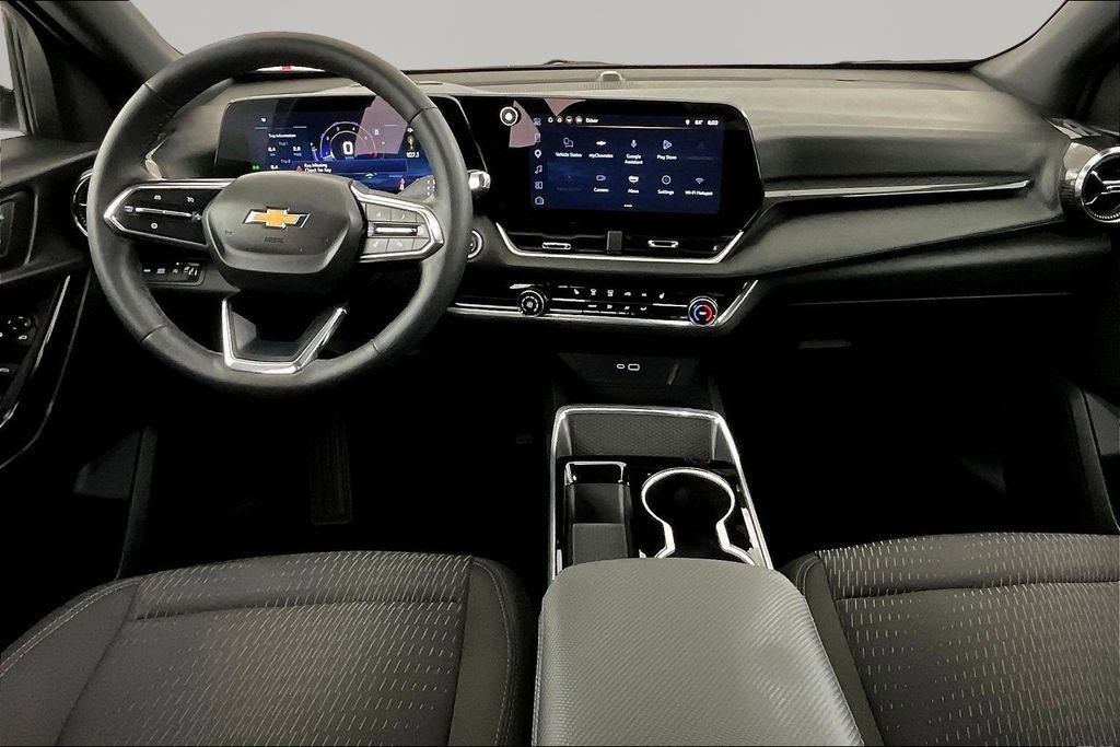 Used 2025 Chevrolet Equinox LT AWD/4WD image 7
