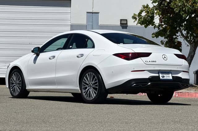 Used 2025 Mercedes-Benz CLA 250 image 6