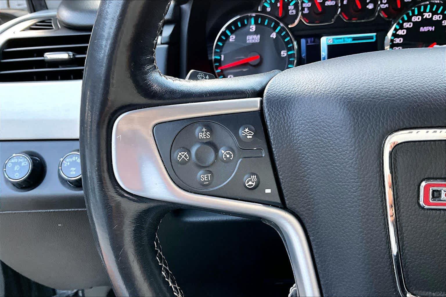 Used 2019 GMC Yukon SLT w/ Open Road Package AWD/4WD image 23