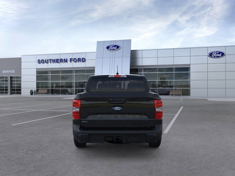 New 2026 Ford Maverick Lariat image 4