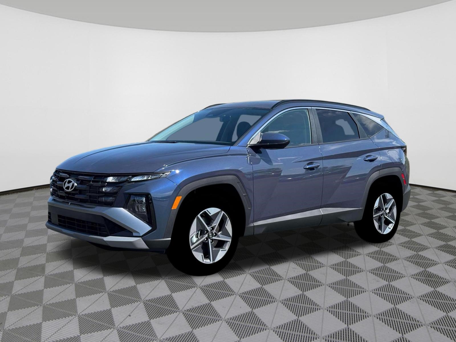 New 2026 Hyundai Tucson SEL Plus AWD/4WD image 2