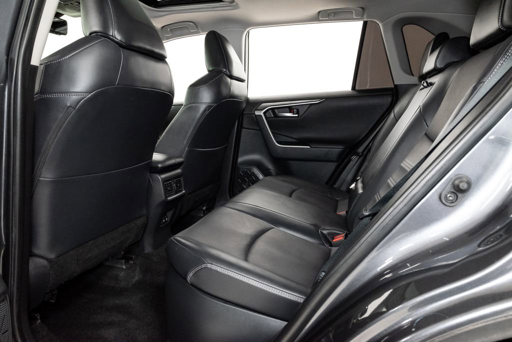 Used 2019 Toyota RAV4 Limited AWD/4WD image 26